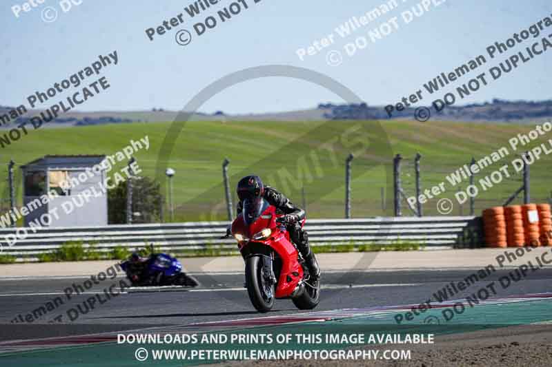 Circuito de Navarra;Spain;event digital images;motorbikes;no limits;peter wileman photography;trackday;trackday digital images